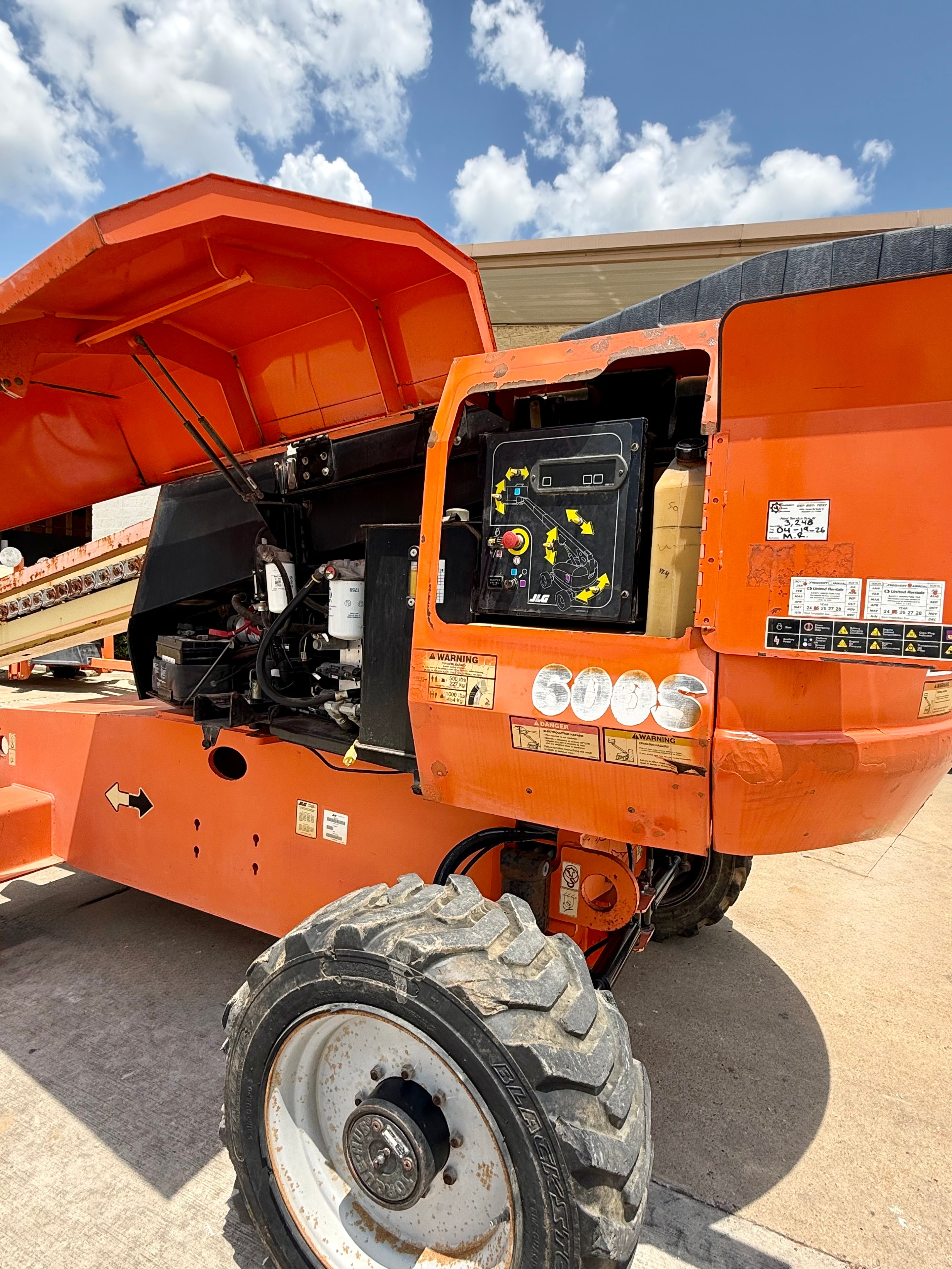 Boom lift unit 7