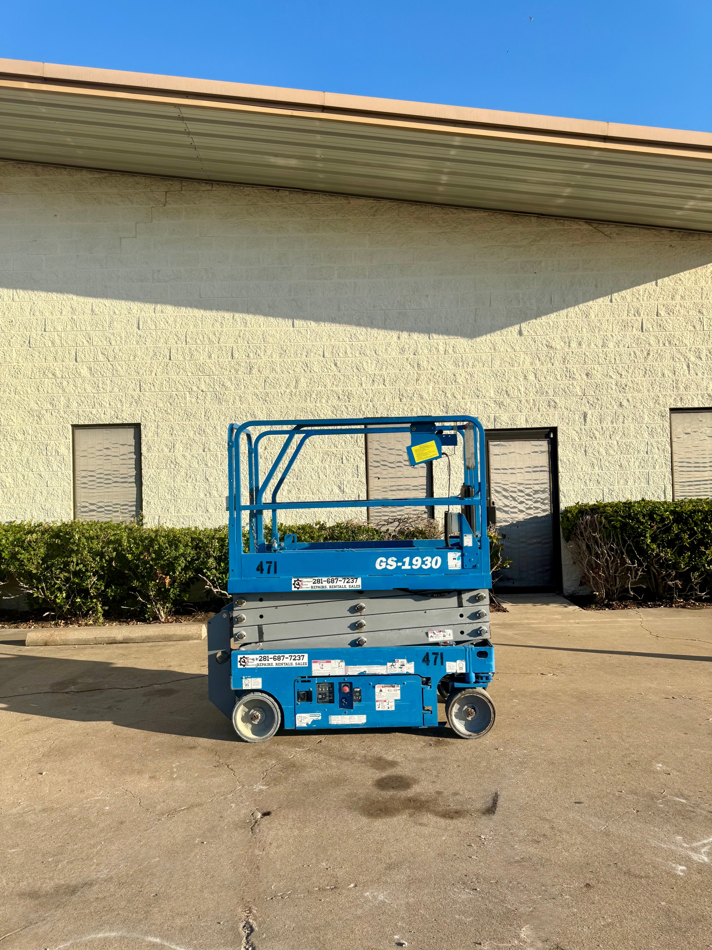 Scissor lift unit 2