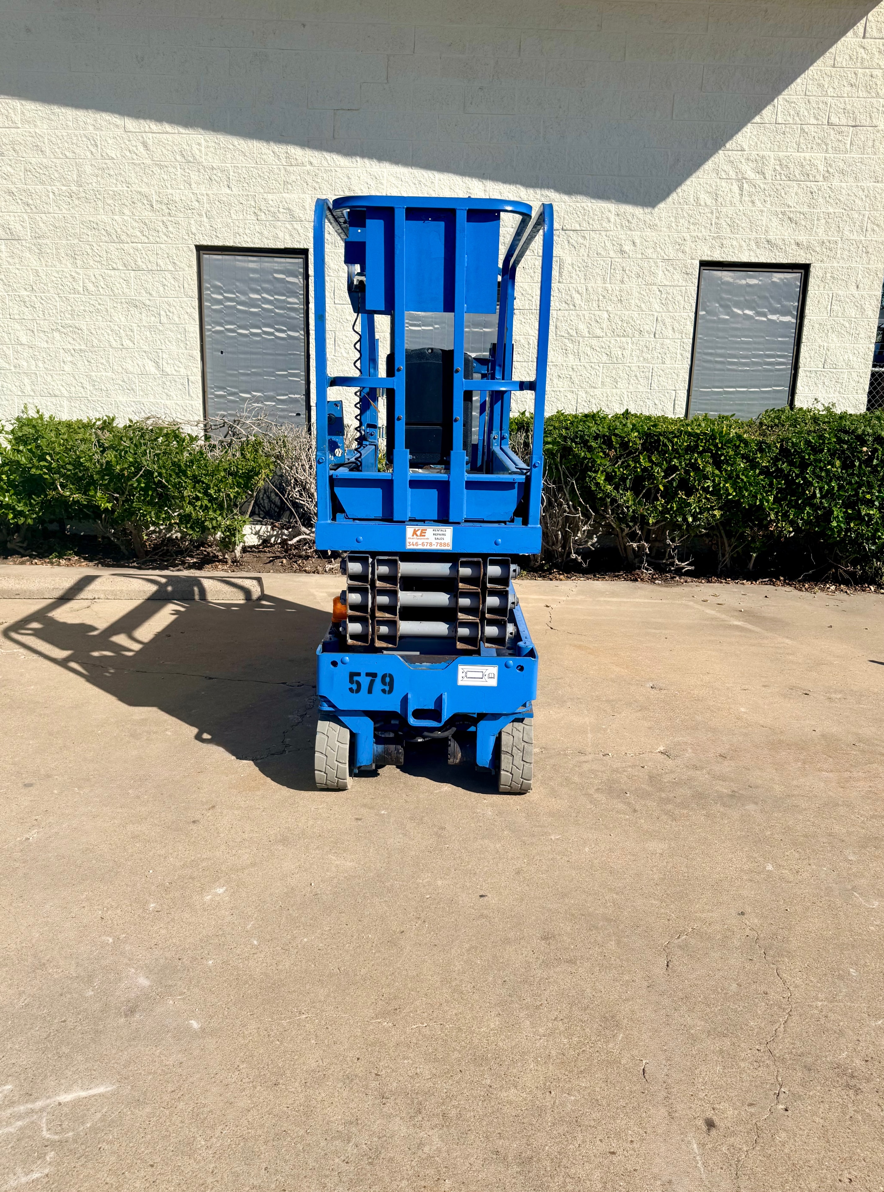 Scissor lift unit 3
