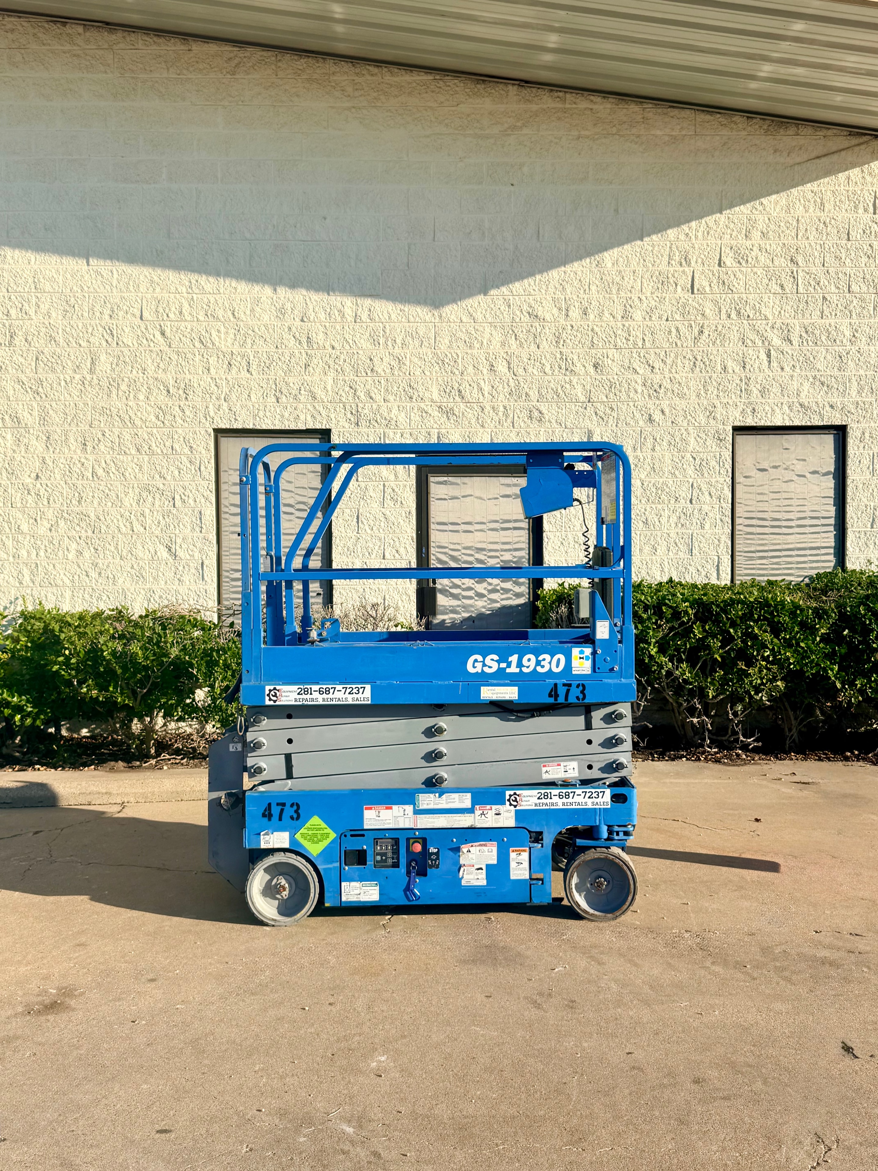 Scissor lift unit 3