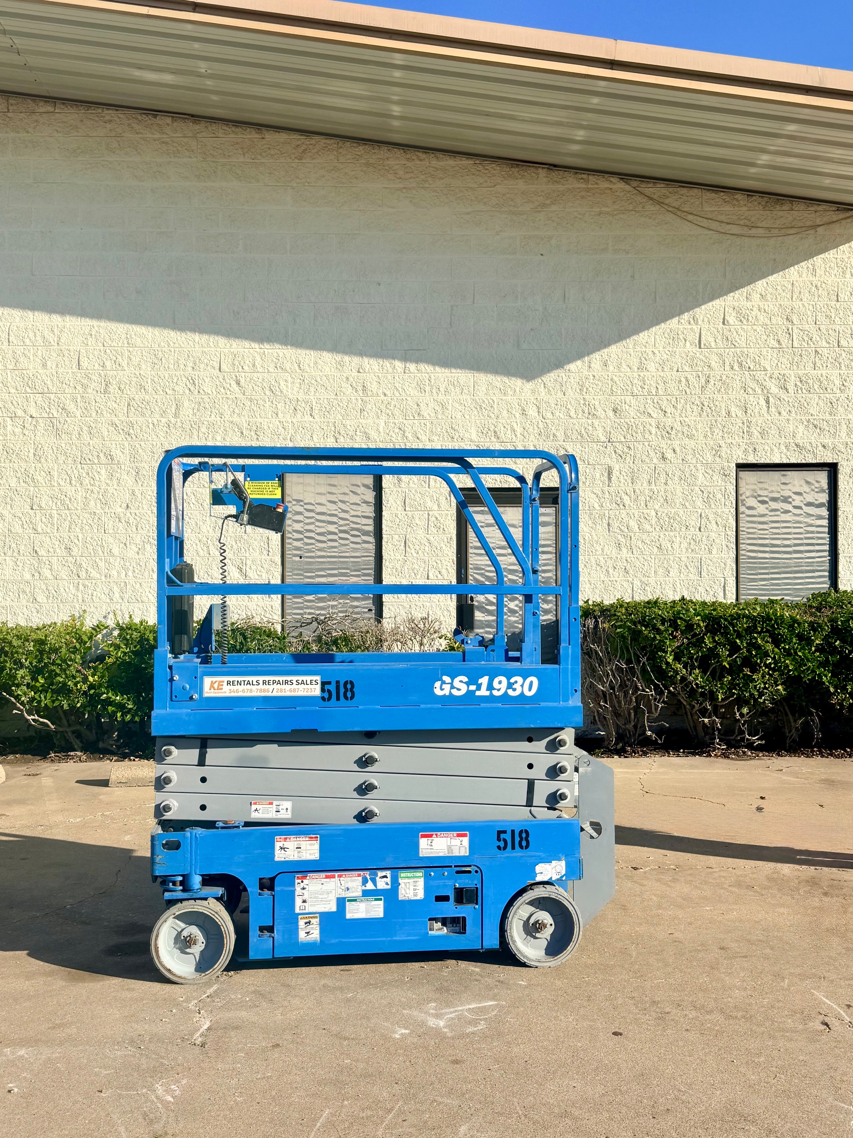 Scissor lift unit 6