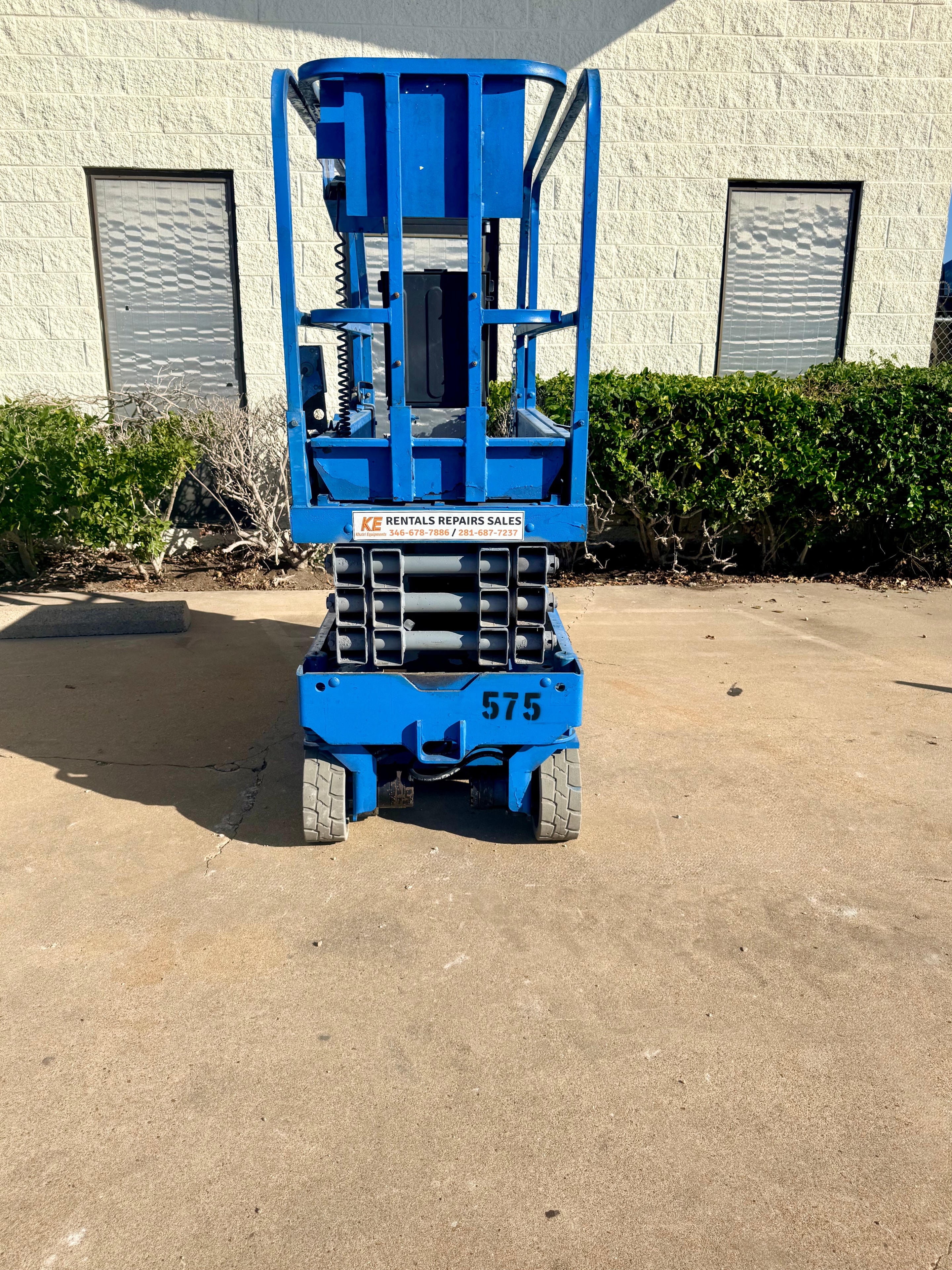 Scissor lift unit 3