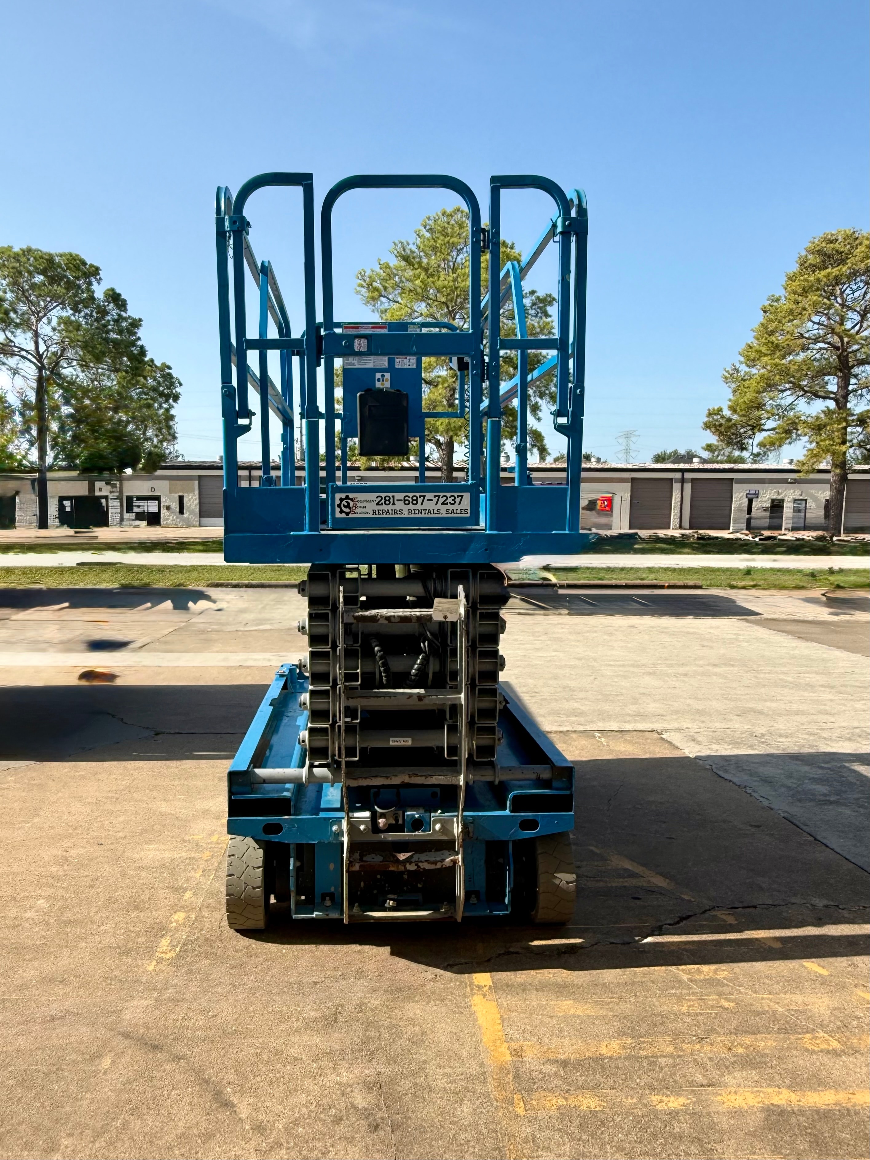 Scissor lift unit 7
