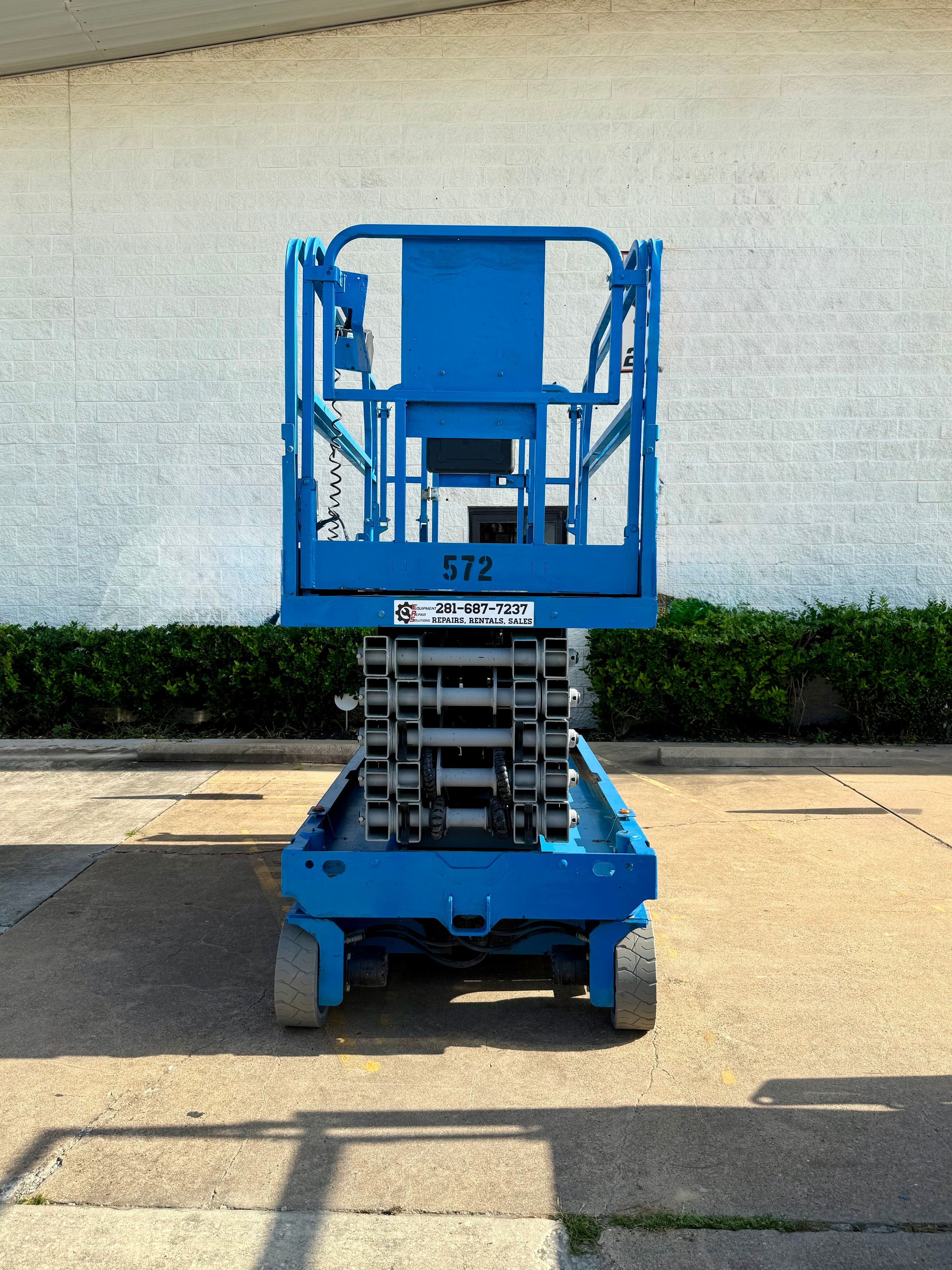 Scissor lift unit 4