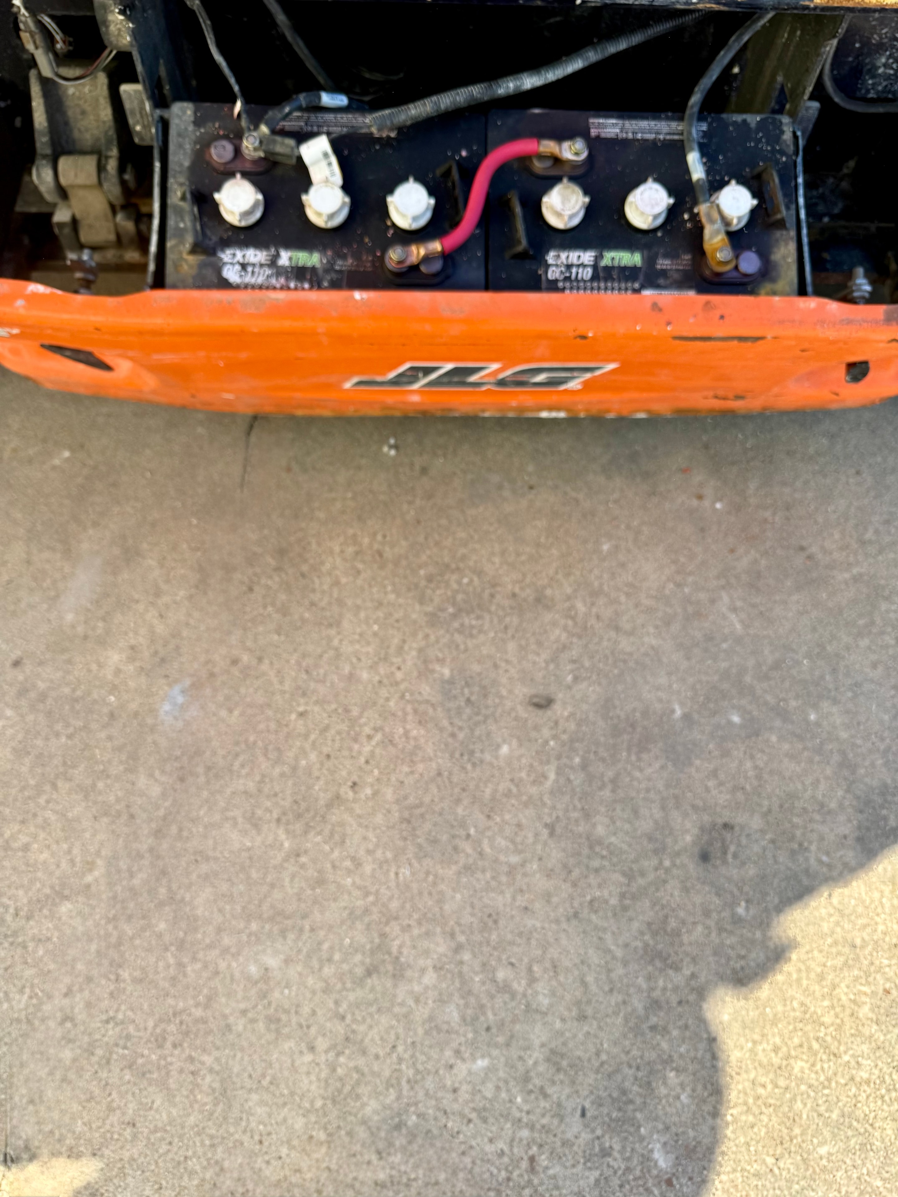 Scissor lift unit 5